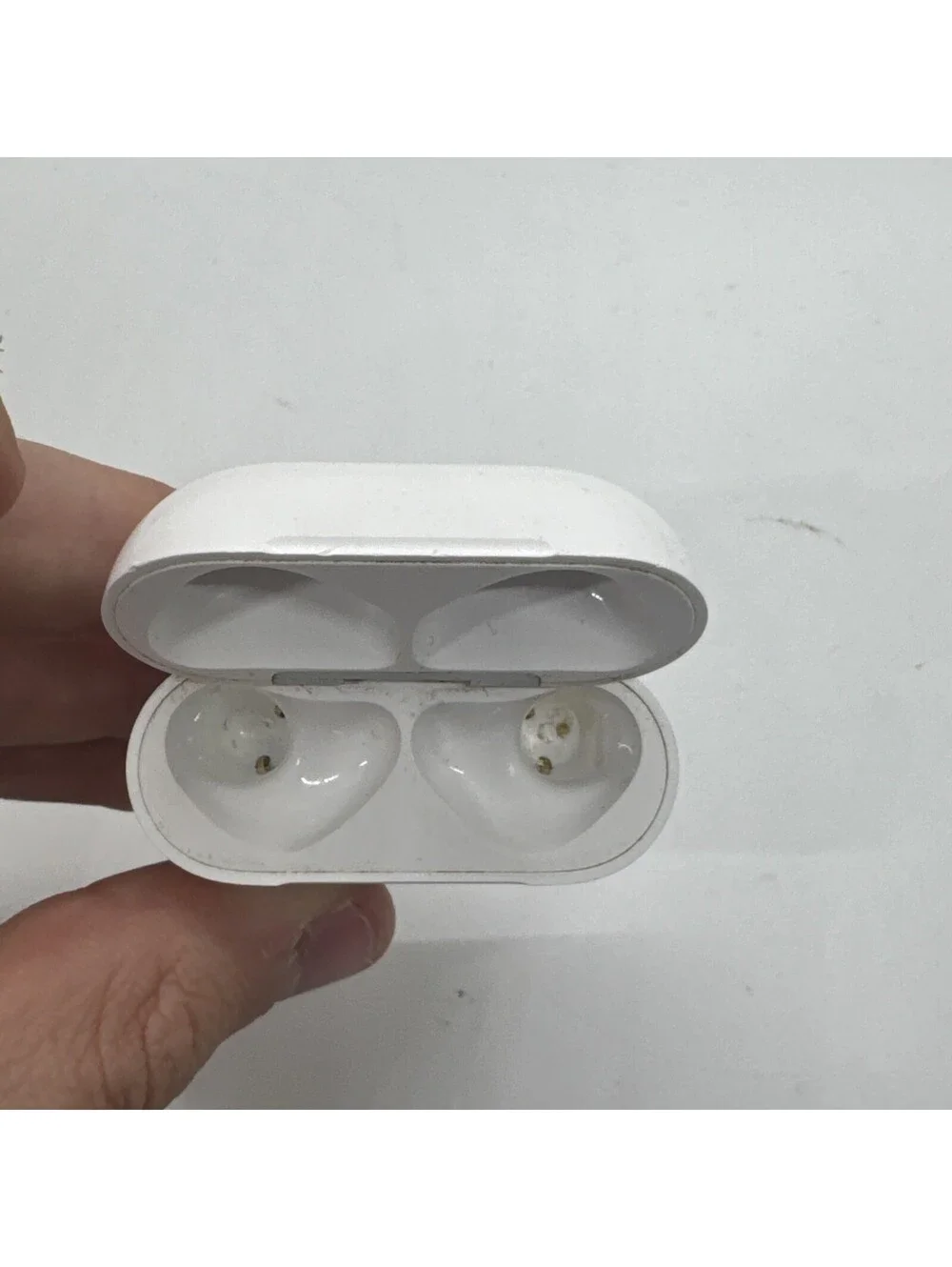 Apple AirPods 4th Gen ANC with MagSafe Charging Case A3056 A3055 A3059 MXP93LL/A